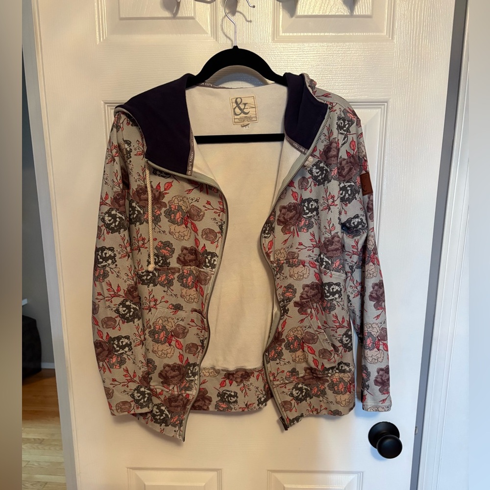AMPERSAND AVE Floral Zip-Up Hoodie - Cream and Red
